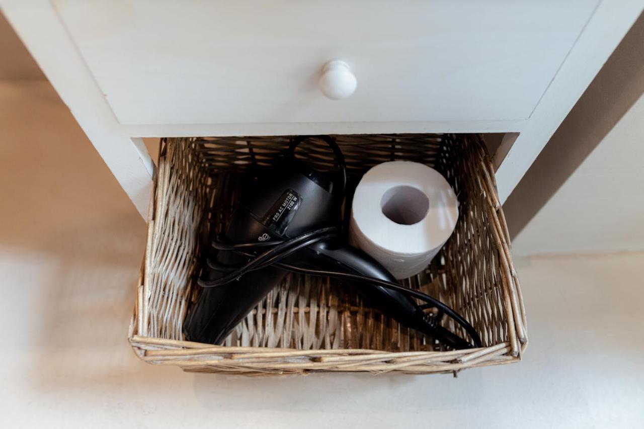 Il Cortile Di Elisa & Our Flats Bed & Breakfast ลุคคา ภายนอก รูปภาพ