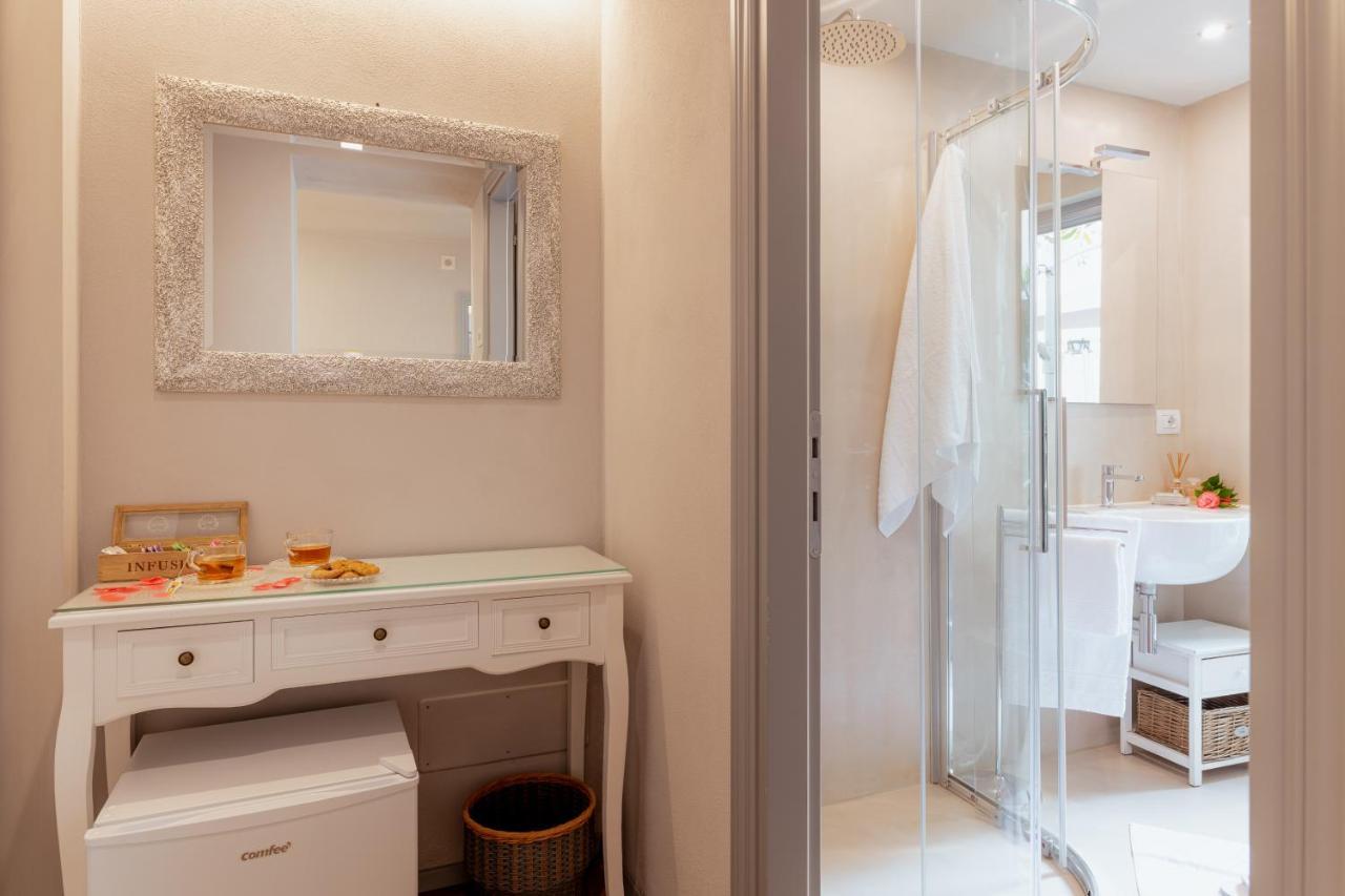 Il Cortile Di Elisa & Our Flats Bed & Breakfast ลุคคา ภายนอก รูปภาพ